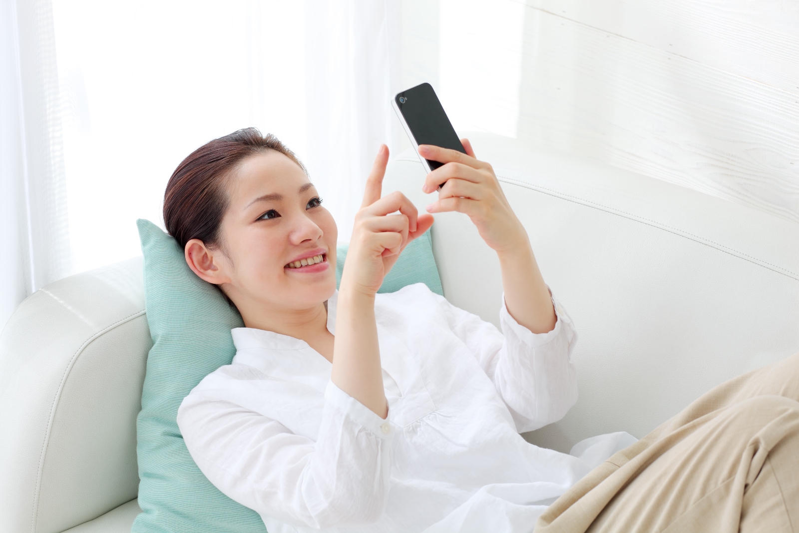 Mobile Shopping in APAC is Expected to Hit $1 Trillion by 2020