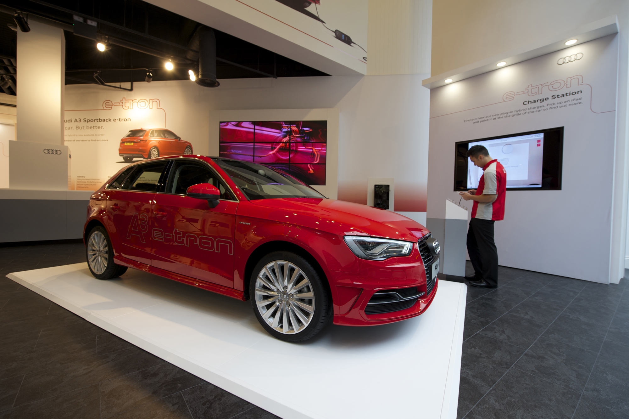 Case Study: Audi A3 Sportback e-tron Pop-up Store