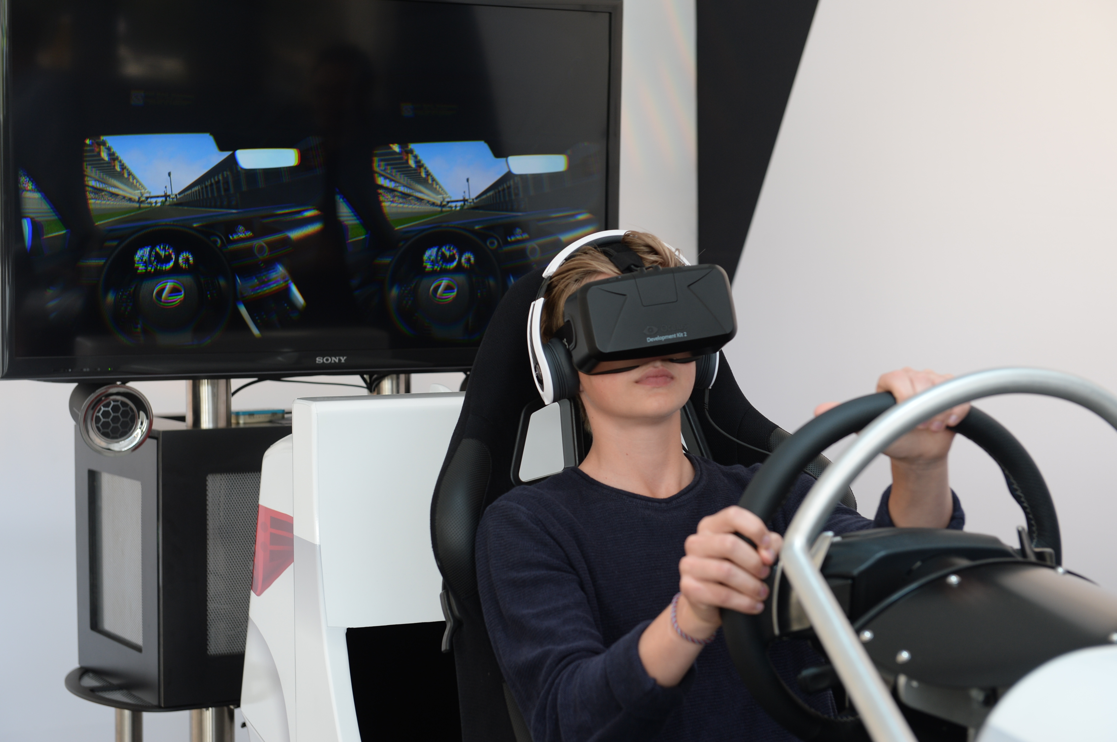 Lexus Deploys Oculus Rift to Simulate Test Drives