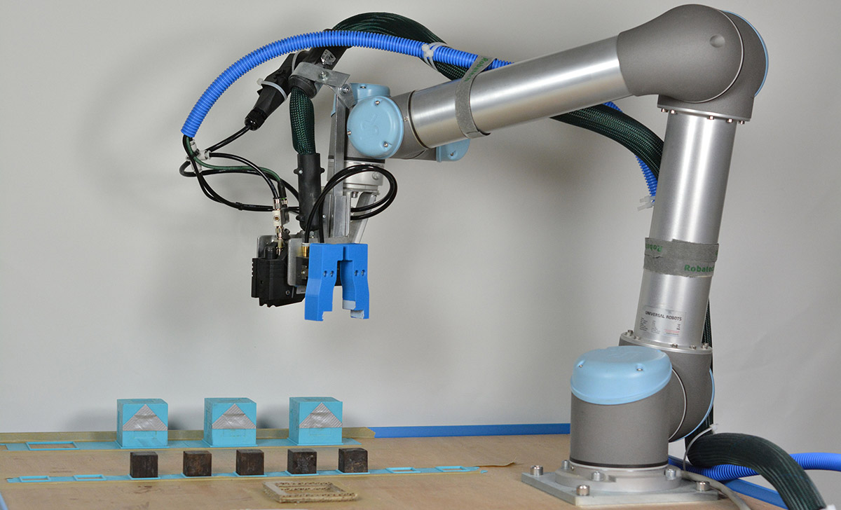 Innovation Lab: Reproducing Robots, Heartbeat Payments and Liquid Clocks