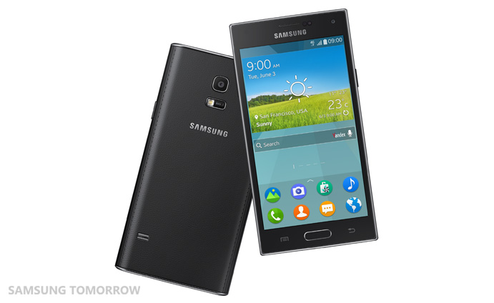 Samsung Unveils Tizen-based Smartphone