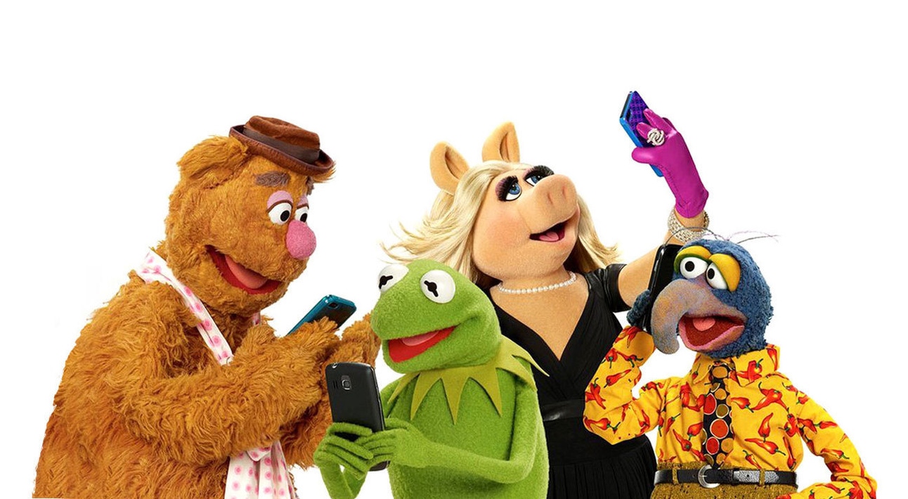 Miss Piggy Chats to Fans on Facebook Thanks to AI Tool
