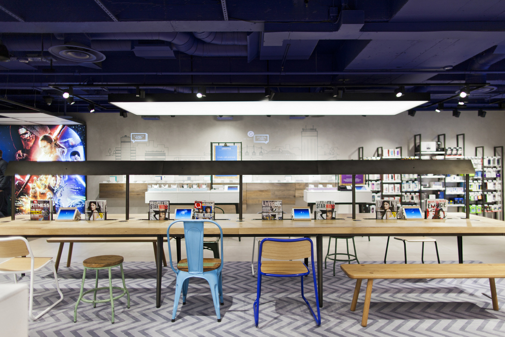 O2 Opens Manchester Concept Store