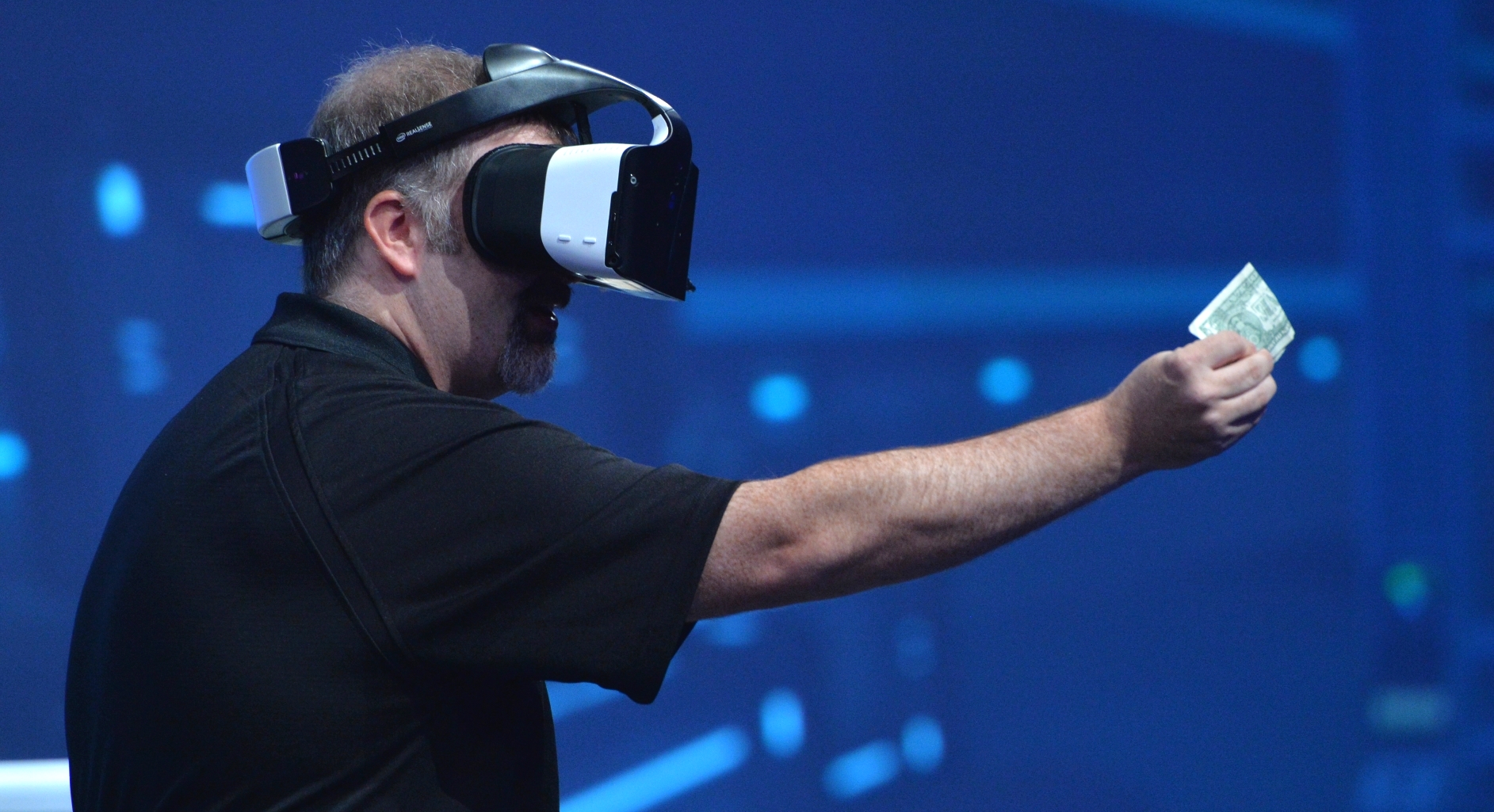 Intel Cutting VR's Cord with Project Alloy