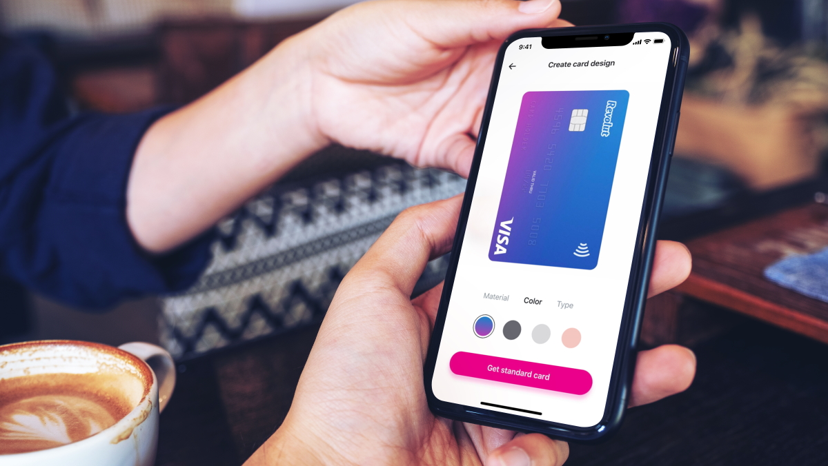 Revolut brings its services to Singapore