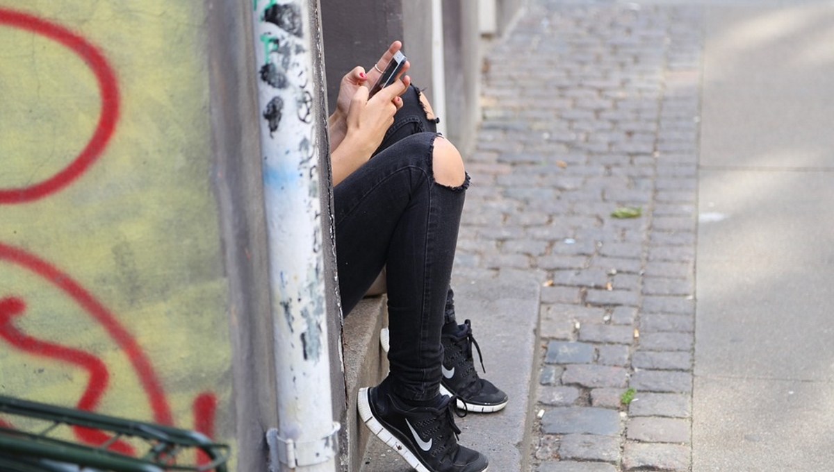 Teen girl mobile smartphone