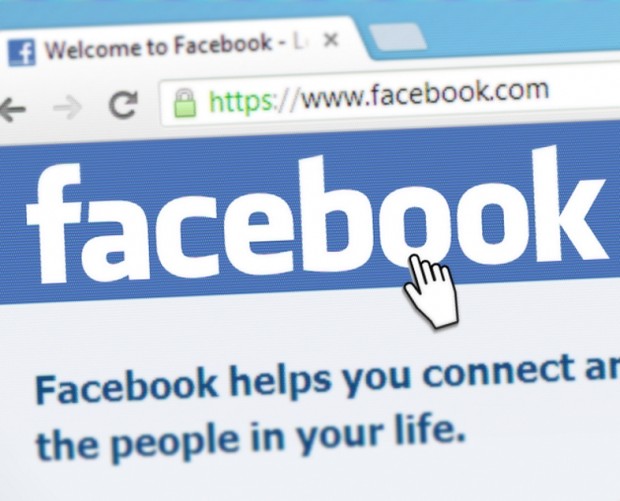 Federal agencies put Facebook under scrutiny as investigation broadens