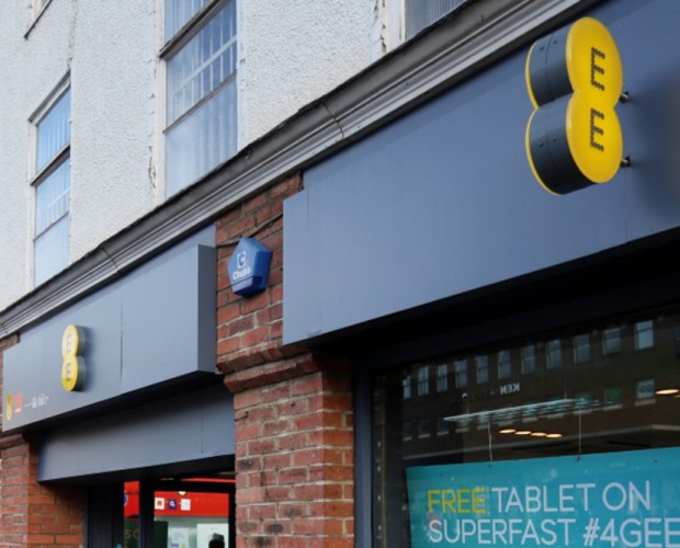 EE hit with £100,000 fine for breach of messaging laws