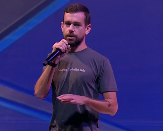 Dorsey steps down as Twitter CEO