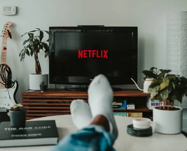 Netflix begins linear TV channel experiment in France