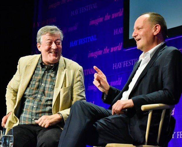 Stephen Fry calls for social networks to be classed as publishers, warns of dystopia